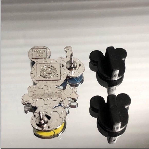 DISNEY PINS: Robot Minnie Mouse - Picture 3 of 4